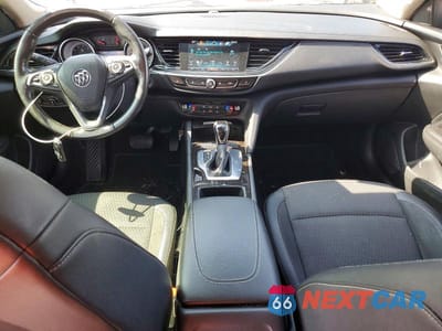 Zdjęcie 8 z 11 samochodu: 2018 BUICK REGAL PREFERRED II VIN:W04GM6SXXJ1137999 - miniatura