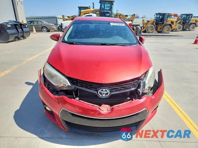 Piąte zdjęcie samochodu w środku: 2015 TOYOTA COROLLA S PLUS VIN:5YFBURHE2FP319867 - miniatura