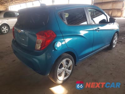 Trzecie zdjęcie samochodu z tyłu: 2020 CHEVROLET SPARK LS VIN:KL8CB6SA9LC450564 - miniatura
