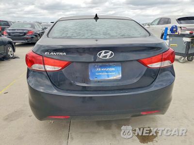 Zdjęcie 6 z 11 samochodu: 2013 HYUNDAI ELANTRA GLS VIN:KMHDH4AE9DU817036 - miniatura