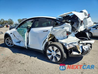 Drugie zdjęcie samochodu z przodu: 2023 TESLA MODEL Y VIN:7SAYGDEE9PF873819 - miniatura