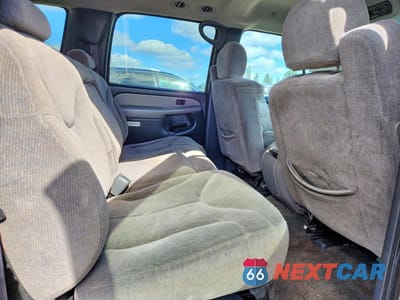 Zdjęcie 11 z 13 samochodu: 2001 GMC YUKON XL VIN:3GKFK16TX1G149125 - miniatura