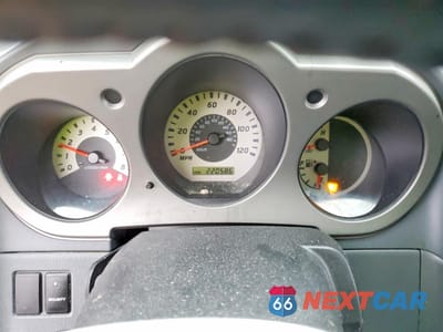 Zdjęcie 9 z 15 samochodu: 2004 NISSAN XTERRA XE VIN:5N1ED28Y24C634197 - miniatura