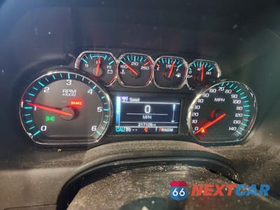 Zdjęcie 9 z 13 samochodu: 2016 CHEVROLET SUBURBAN K1500 LT VIN:1GNSKHKC3GR430952 - miniatura