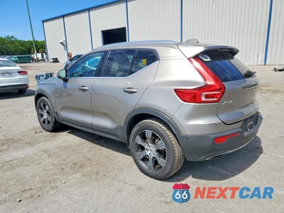 Drugie zdjęcie samochodu z przodu: 2020 VOLVO XC40 T5 INSCRIPTION VIN:YV4162UL2L2199898 - miniatura