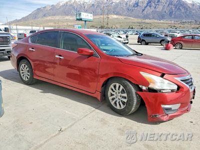 Czwarte zdjęcie samochodu z boku: 2015 NISSAN ALTIMA 2.5 S VIN:1N4AL3AP9FC265733 - miniatura