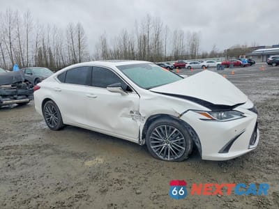 Czwarte zdjęcie samochodu z boku: 2023 LEXUS ES 250 BASE VIN:58AD11D13PU010746 - miniatura