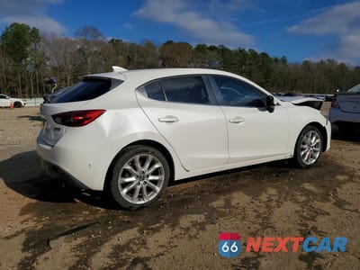 Trzecie zdjęcie samochodu z tyłu: 2016 MAZDA 3 GRAND TOURING VIN:JM1BM1N32G1292339 - miniatura