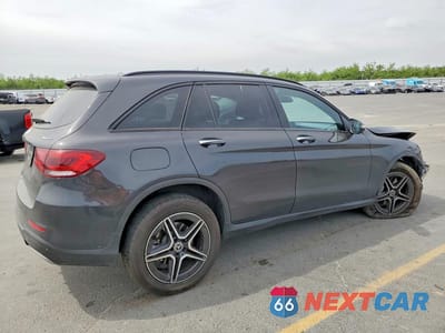 Trzecie zdjęcie samochodu z tyłu: 2022 MERCEDES-BENZ GLC 300 4MATIC VIN:W1N0G8EB3NV392544 - miniatura