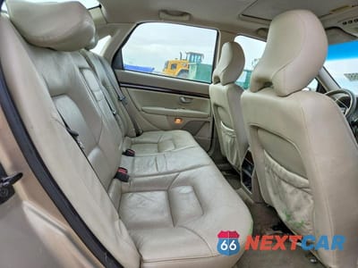Zdjęcie 10 z 12 samochodu: 2004 VOLVO S80 2.5T VIN:YV1TS59H741375472 - miniatura