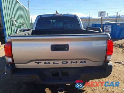 Zdjęcie 6 z 12 samochodu: 2018 TOYOTA TACOMA SR VIN:5TFAX5GN1JX131204 - miniatura