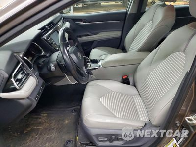 Zdjęcie 7 z 13 samochodu: 2019 TOYOTA CAMRY SE VIN:4T1B11HK7KU776554 - miniatura