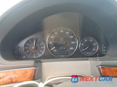 Zdjęcie 9 z 12 samochodu: 2005 MERCEDES-BENZ E 320 CDI VIN:WDBUF26J25A679474 - miniatura