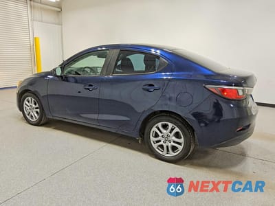 Drugie zdjęcie samochodu z przodu: 2017 TOYOTA YARIS IA BASE VIN:3MYDLBYV2HY162249 - miniatura