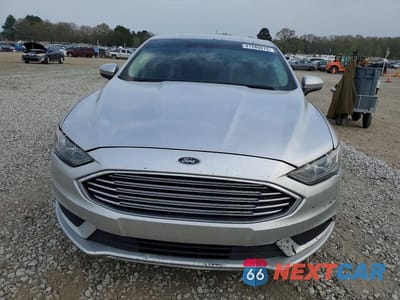 Piąte zdjęcie samochodu w środku: 2018 FORD FUSION SE VIN:3FA6P0H74JR212673 - miniatura
