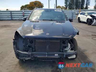 Piąte zdjęcie samochodu w środku: 2018 MERCEDES-BENZ GLE 350 4MATIC VIN:4JGDA5HB0JB063828 - miniatura