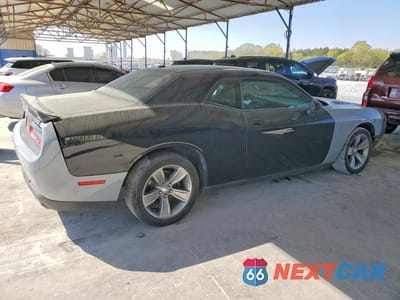 Trzecie zdjęcie samochodu z tyłu: 2019 DODGE CHALLENGER SXT VIN:2C3CDZAG3KH677113 - miniatura