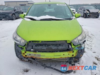 Piąte zdjęcie samochodu w środku: 2016 CHEVROLET SPARK 1LT VIN:KL8CD6SA9GC563897 - miniatura