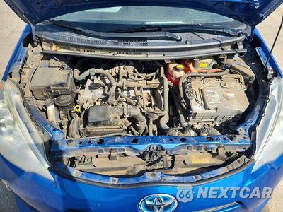 Zdjęcie 11 z 12 samochodu: 2012 TOYOTA PRIUS C TWO VIN:JTDKDTB35C1007661 - miniatura
