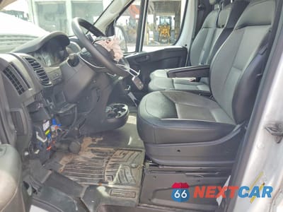 Zdjęcie 7 z 13 samochodu: 2023 RAM PROMASTER 2500 UTILITY / SERVICE VAN VIN:3C6LRVDG3PE515011 - miniatura