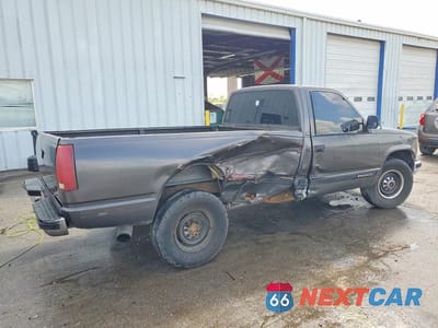 Trzecie zdjęcie samochodu z tyłu: 1992 GMC SIERRA C2500 VIN:1GTGC24F4NE526187 - miniatura