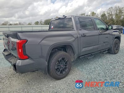 Trzecie zdjęcie samochodu z tyłu: 2024 TOYOTA TUNDRA SR5 VIN:5TFLA5DB2RX193680 - miniatura
