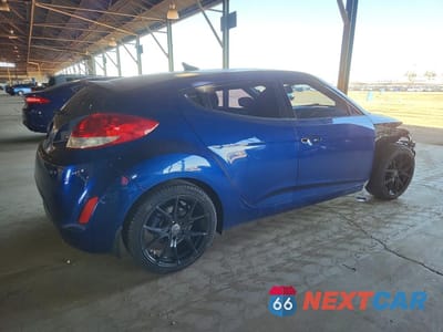 Trzecie zdjęcie samochodu z tyłu: 2017 HYUNDAI VELOSTER VALUE EDITION VIN:KMHTC6AD4HU316400 - miniatura