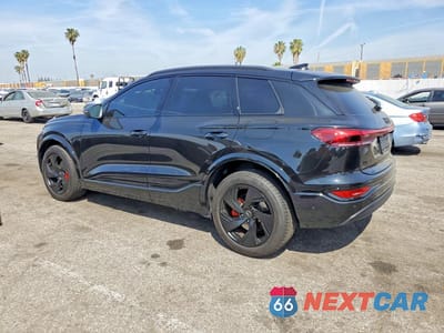Drugie zdjęcie samochodu z przodu: 2025 AUDI Q6 E-TRON PREMIUM PLUS VIN:WA124BGF2SA018106 - miniatura