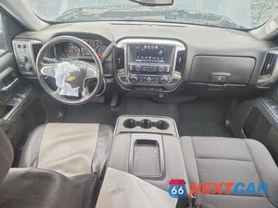 Zdjęcie 8 z 13 samochodu: 2018 CHEVROLET SILVERADO K1500 LT VIN:3GCUKREC3JG379768 - miniatura