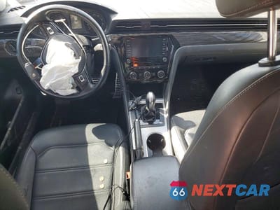Zdjęcie 8 z 12 samochodu: 2020 VOLKSWAGEN PASSAT R-LINE VIN:1VWMA7A33LC013101 - miniatura
