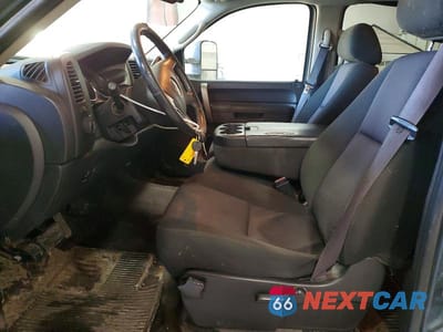 Zdjęcie 7 z 12 samochodu: 2011 GMC SIERRA K3500 SLE VIN:1GT423CG3BF218200 - miniatura