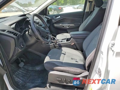 Zdjęcie 7 z 12 samochodu: 2018 FORD ESCAPE SE VIN:1FMCU0GD0JUC20237 - miniatura