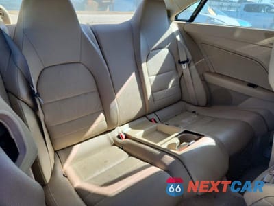 Zdjęcie 10 z 12 samochodu: 2010 MERCEDES-BENZ E 350 VIN:WDDKJ5GBXAF039015 - miniatura