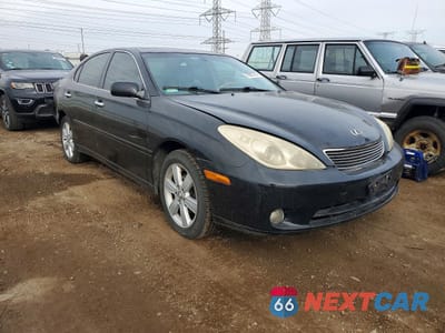 Czwarte zdjęcie samochodu z boku: 2005 LEXUS ES 330 BASE VIN:JTHBA30G955063577 - miniatura