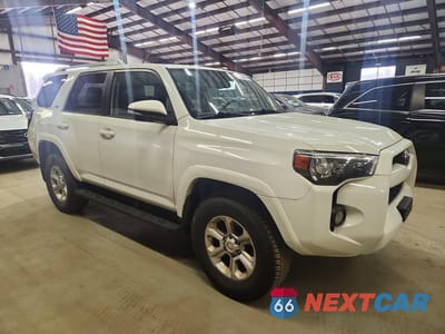 Czwarte zdjęcie samochodu z boku: 2016 TOYOTA 4RUNNER SR5 PREMIUM VIN:JTEBU5JR4G5388396 - miniatura