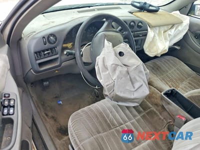 Zdjęcie 8 z 11 samochodu: 2001 CHEVROLET LUMINA VIN:2G1WL52J611130724 - miniatura