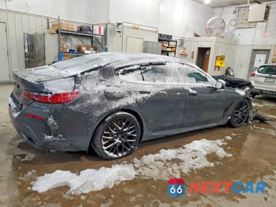 Trzecie zdjęcie samochodu z tyłu: 2020 BMW M850XI VIN:WBAGV8C07LCE33201 - miniatura