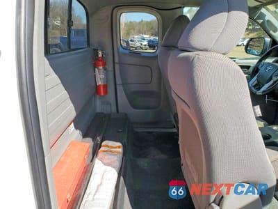 Zdjęcie 10 z 12 samochodu: 2015 TOYOTA TACOMA BASE VIN:5TFUX4EN7FX034235 - miniatura