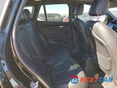Zdjęcie 10 z 12 samochodu: 2018 BMW X1 SDRIVE28I VIN:WBXHU7C31J5L06699 - miniatura