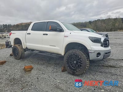 Czwarte zdjęcie samochodu z boku: 2007 TOYOTA TUNDRA SR5 VIN:5TBEV541X7S472889 - miniatura