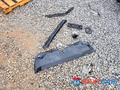 Zdjęcie 12 z 12 samochodu: 2017 TOYOTA TACOMA SR5 V6 VIN:5TFAZ5CN5HX023419 - miniatura