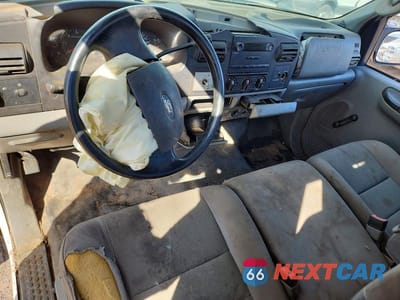 Zdjęcie 8 z 11 samochodu: 2006 FORD F250 SUPER DUTY VIN:1FTNF20506EC25185 - miniatura