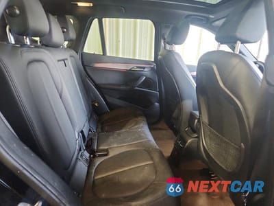 Zdjęcie 11 z 12 samochodu: 2021 BMW X1 XDRIVE28I VIN:WBXJG9C03M5S45130 - miniatura