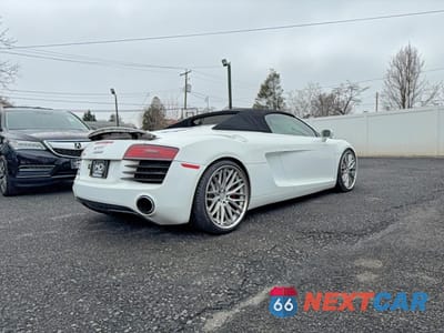 Czwarte zdjęcie samochodu z boku: 2014 AUDI R8 4.2 QUATTRO VIN:WUASUAFG2EN000926 - miniatura