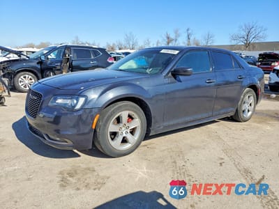 2019 CHRYSLER 300 S 2C3CCABG1KH624641 - główne zdjęcie licytacji z USA - miniatura