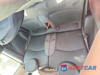 Zdjęcie 10 z 11 samochodu: 2009 MINI COOPER S VIN:WMWMF73529TW88205 - miniatura