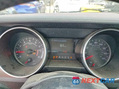 Zdjęcie 9 z 12 samochodu: 2019 FORD MUSTANG VIN:1FATP8UH2K5138870 - miniatura