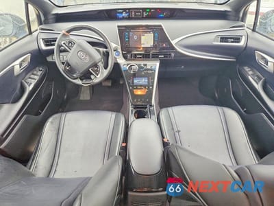 Zdjęcie 8 z 12 samochodu: 2017 TOYOTA MIRAI BASE VIN:JTDBVRBD5HA001326 - miniatura