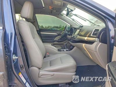 Zdjęcie 7 z 13 samochodu: 2016 TOYOTA HIGHLANDER XLE VIN:5TDJKRFH6GS242184 - miniatura