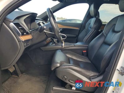 Zdjęcie 7 z 12 samochodu: 2017 VOLVO XC90 T6 VIN:YV4A22PL5H1130644 - miniatura